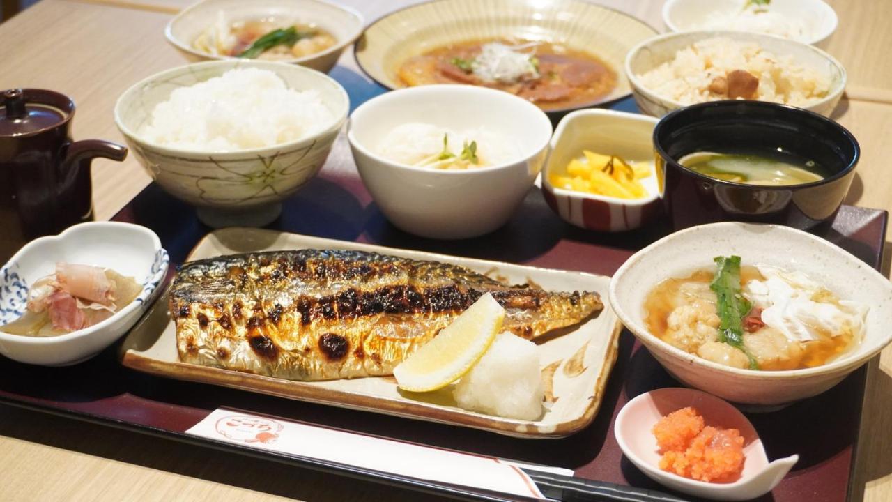 Via Inn Hakataguchi Ekimae Fukuoka  Kültér fotó